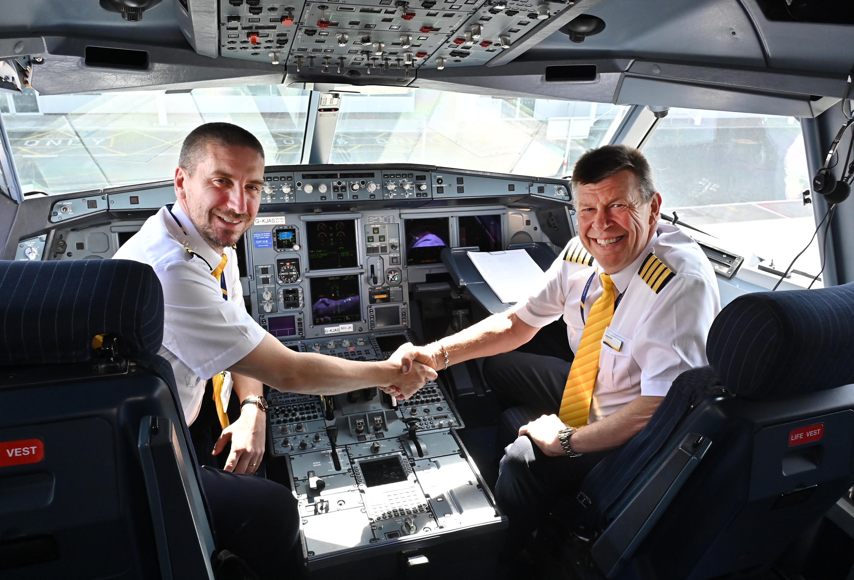 Hans Airways Executive Leadership - Martin Dunn (CCO) and Satnam Singh Saini (CEO)